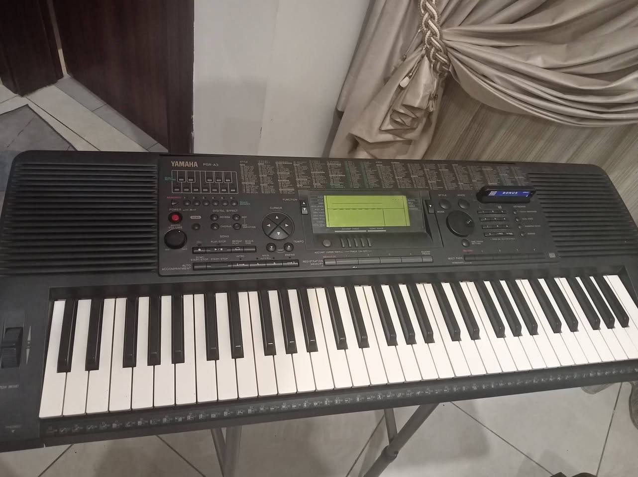 متوفر اورك شرقي ياماها ياباني الصنع نظيف جدا بس شاشته بيها خلل ماواضحة
اليفيده ينطي سعر يرضي وبالعافية
عنوان بغداد كرخ
لايوجد توصيل
