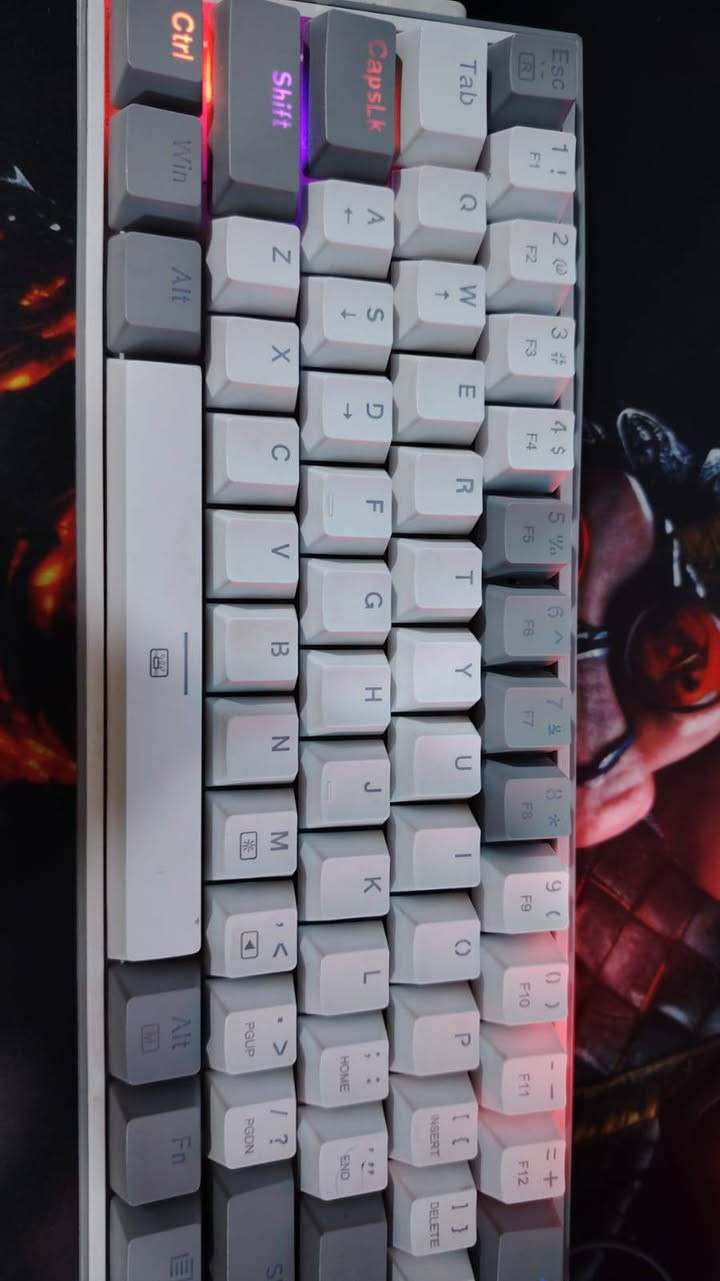 السلام عليكم 
حاسبه للبيع نظيفه كلش 
مكاني الجنينه
رقم التلفون ***********
