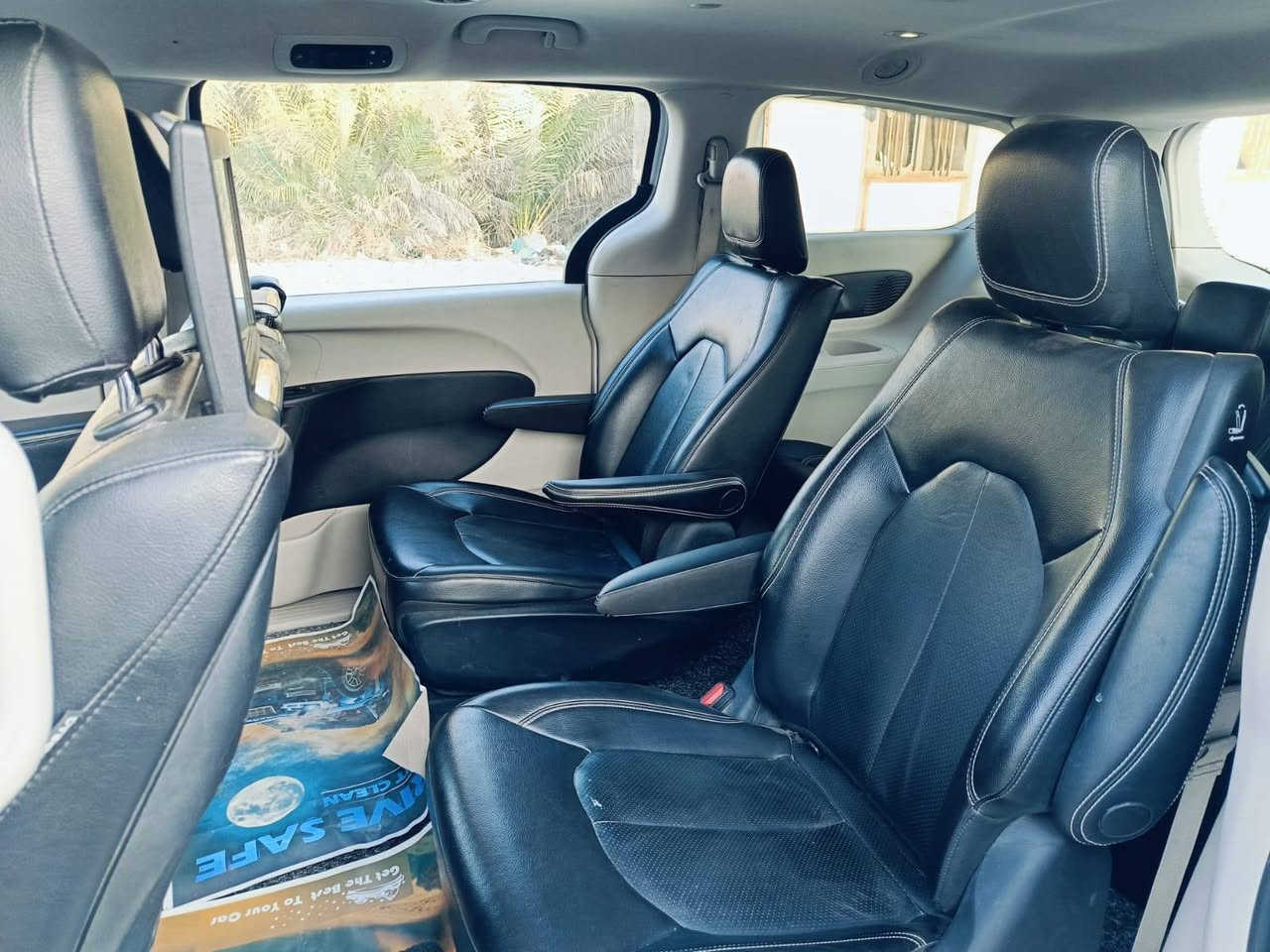 🔹 كرايسلر باسفيكا 2022 | نظيفة + فحص مفتوح + جاهزة للسفر 🚗✨ 🔹
المواصفات:
النوع: كرايسلر باسفيكا L تورنك هايبرد وقود بانزين وكهربائية بلكن
سنة الصنع: 2022
محرك: 3.6 لتر 6 سلندر هجين
اللون: أبيض
ممشى: 84,000 كم
الملكية: بغداد، باسم المالك
الحالة العامة:
السيارة نظيفة جدًا وغرفة مرتبة وجاهزة للاستخدام
التايرات جديدة
حادث بسيط على غطاء المحرك وجانب الچامِلغ الأيمن تم الإصلاح بالكامل
وسائد الهواء (Airbags) صالحة، وبرنامج العقل (ECU) مستبدل ومبرمج
لا يوجد أي نقص كهربائي أو ميكانيكي
ملاحظات مهمة:
فحص مفتوح لأي مركز يختاره المشتري
لا تحتاج أي صرف
💰 السعر: [ 25500] دولار (قابل للنقاش الجدي)
📞 البيع مباشر من المالك اني صاحب السنوية ، العنوان بغداد رقم التلفون
 / *********** واتساب موجود
