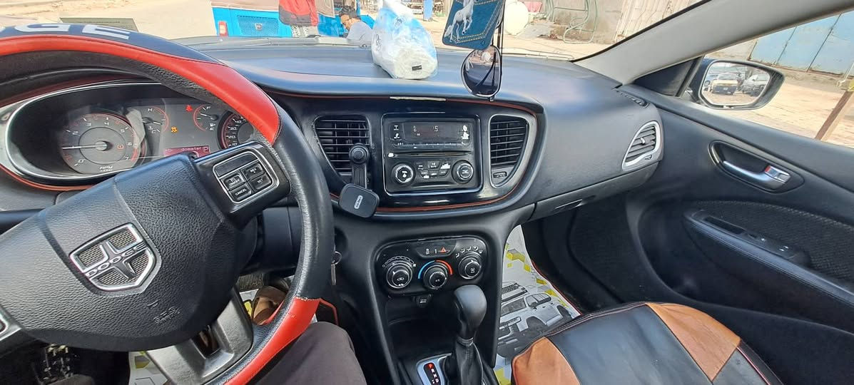 سيارة دوج دارت 2016 
مكفولة كير و مكينة وتبريد 
والعيب الشرعي
تخم تاير
باتري جديد
وارد امريكي
ضربة جاملغ جهة السائق 
سنوية 2028 تنتهي
***********
