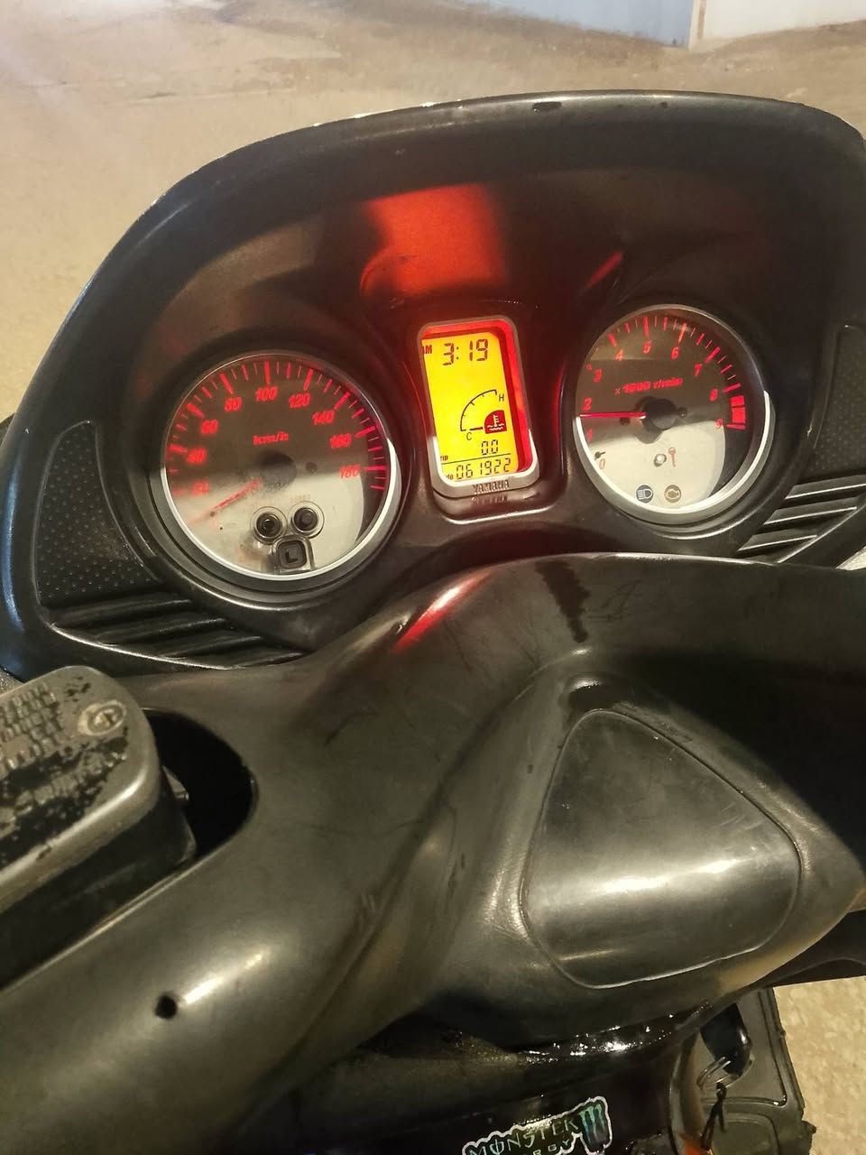 سلام عليكم للبيع مستعجل سعر 900 قفل مكان مسيب دراجه 2008 شغاله وشلعه ومعدل بيه بس 
بدايه مل بكن فقط شغاله مكان مسيب ومستعجل ***********
