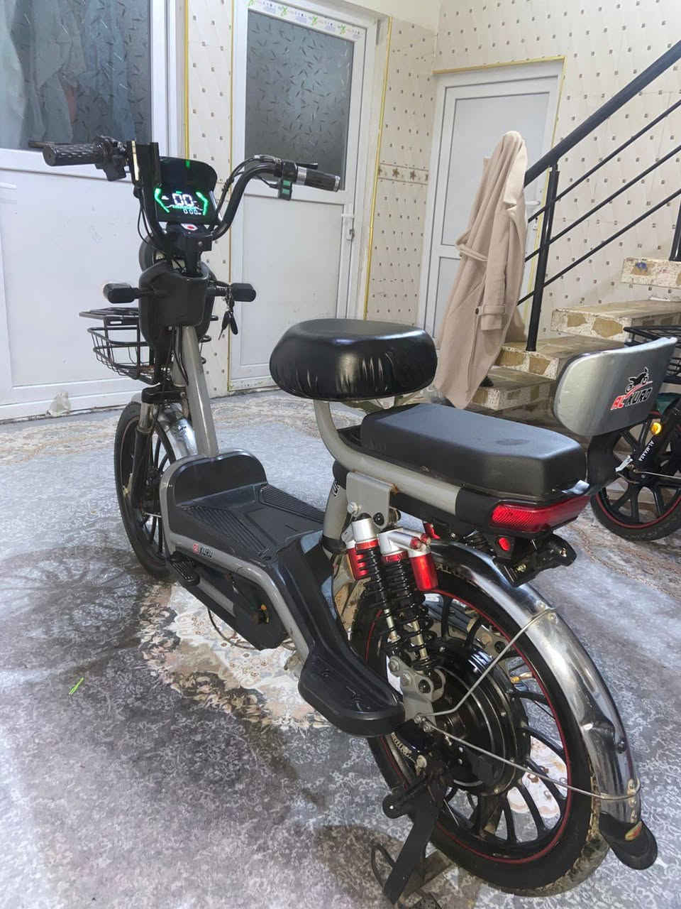 ماطور شحن حجم 20 نوعية RL اخو الجديد 5 بطاريات جديد بشرط السرعه 99 أخير موديل حساسات سريقه مكان أربيل سعر 300 الف ومجال.
*********** وتس اب 

***********
