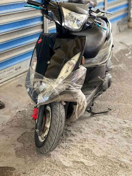 السلام عليكم( دراجة نوع gtr  للبيع الدراجة مكفولة كفالة عامة الدراجة نضافتها (%98) خير من الله الدراجة صار أسبوعين من نازلة رمبة برغي ما مفتوح بعدهي بالملح مال الرمبة الدراجة جديدة بمعنى الكلمة جيب وياك فيتر وتعال افحص) للاستفسار اتصل وبيك خير وتدلل *********** بسبب البيع صار عدي ظرف
