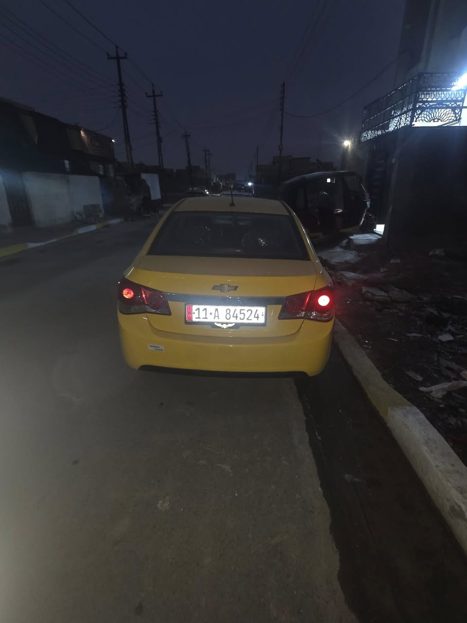 السلام عليكم شوفرليت كروز 2012 محرك 1400 تيربو وارد امريكي حادثها بنيد وجاملغ الأيمن بدون دواخل سيارة نظيفة جدا مصفره غرامات وهيئة كير مكينة جدد داخل جديد شاشة اندرويد حجم كبير تحكم كامل عن طريق الشاشه تبريد تدفئة رقم بغداد تحويل مباشر السعر 75 وبيها مجال موبايل ***********
