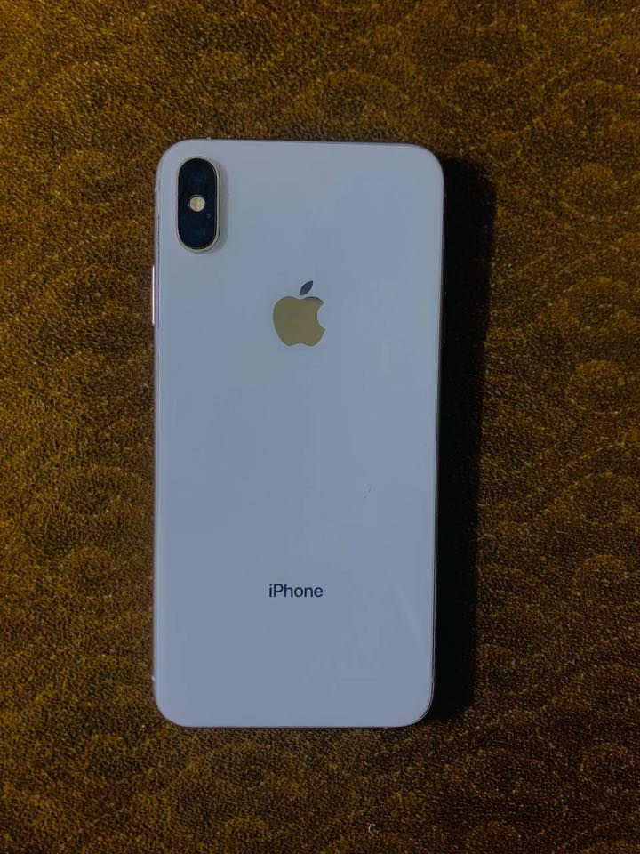الـسلام عليكم Xs max للبيع ذاكـره 256 بـطاريه 88‎%‎ لـون ابيض سـعر 170 وبي مجال مكـاني بغـداد رقمي واتسـاب فقط 
***********
