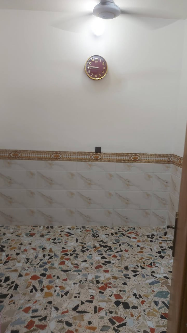 بيت 50مترقاطين للبيع دوانم الشعلة وره سجه بشارع ابو موسى  بيت جديد 2025 حديث البيت كامل وجاهز وخدمات كاملة الرقم الهاتف ***********
