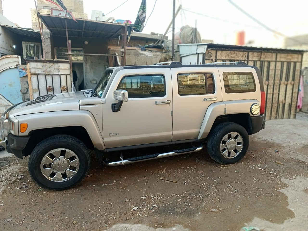 همر H3سياره حلوه وجاهزه كير ومكينه جدد سياره بيها ملاحضات بسيطه السياره بأسمي رقم بغداد سعرها 110

***********

***********
