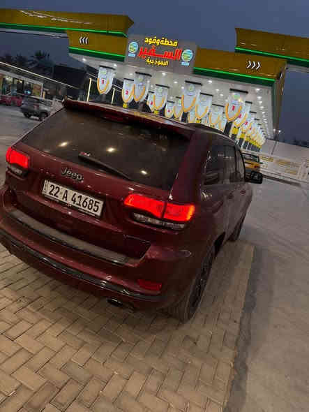 السلام عليكم 
جيب گراند شيروكي لمتد X لون ماروني 
رقم اربيل ابسمي سنوية هزة كلة جديد 
موديل 2020 فول مواصفات 1/1 
مكينة v8 5700 بحالة لوكالة ماشية 81 الف ميل 
صدر امامي ولخلفي ودسكات وتخم تاير كلة جديد 
عليهة ادامة لمنضومة الاحتراق برغ مابيهة نقص 
السيارة بدون صورة حادث استيراد خاص يوجد فقط تقرير كار فاكس 
بيهة اصطدام امامي خلفي بسيط بدون حرق او غرق او حالوب السيارة بيهة قطعتين صبغ فقط بنيد وقبق جنطة والباقي كلة مكفول بدووون ايربـاك بدون لغد شاصي كفالة 
عليهة برمجة وتعديلات مصطفى ايگل 
السعر 288 وبيهة مجال 
مكاني بغداد والسيارة مال جناي 
رقم الهاتف *********** بغداد
