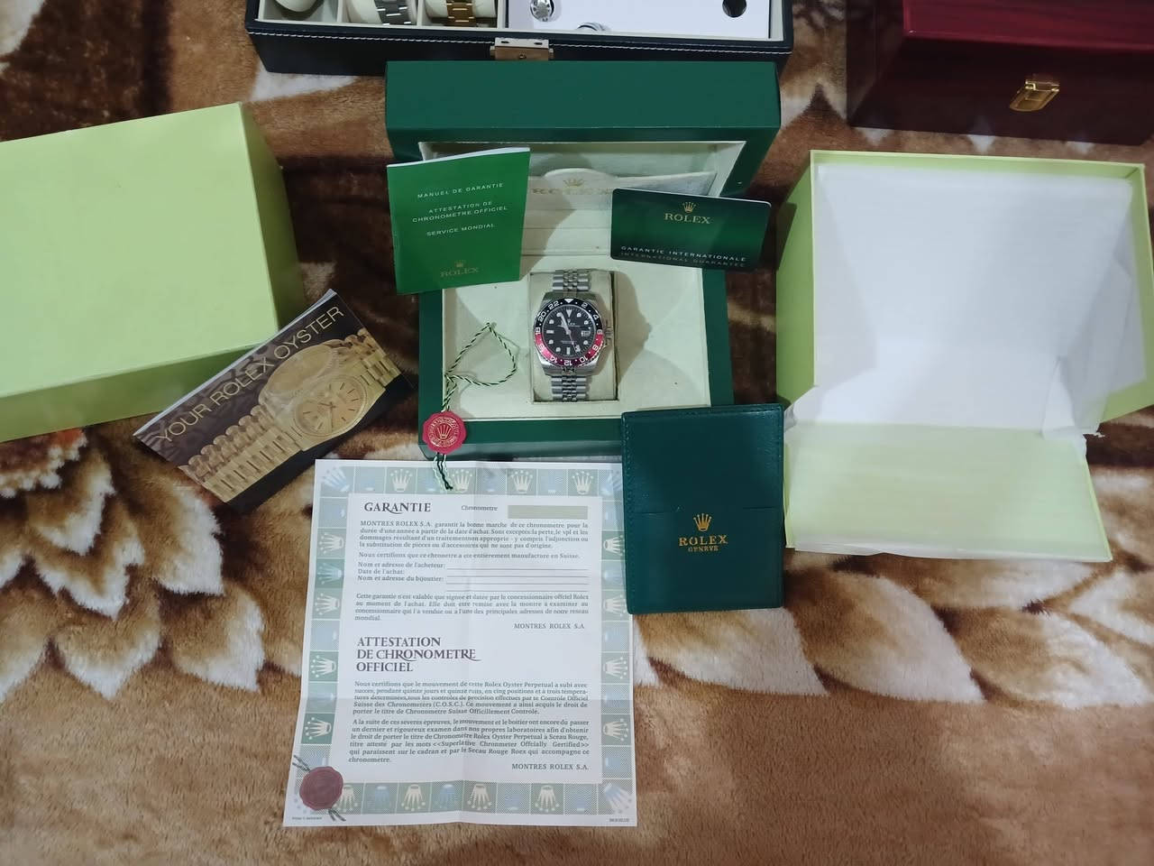 رولكس اتوماتيك الشهيره كوكاكولا اعلا كوالتي ممكن تشوفه باللعبه الاصليه وكل مشتملاتها نفس مواصفات الاوريجنال 
https://whatsapp.com/channel/0029VbCFIp7I7BeLP5sJha2K


**إذا كنت صاحب هذا الإعلان وتريد حذفه لأي سبب، رجاءا أرسل رسالة إلى الدعم الفني**
