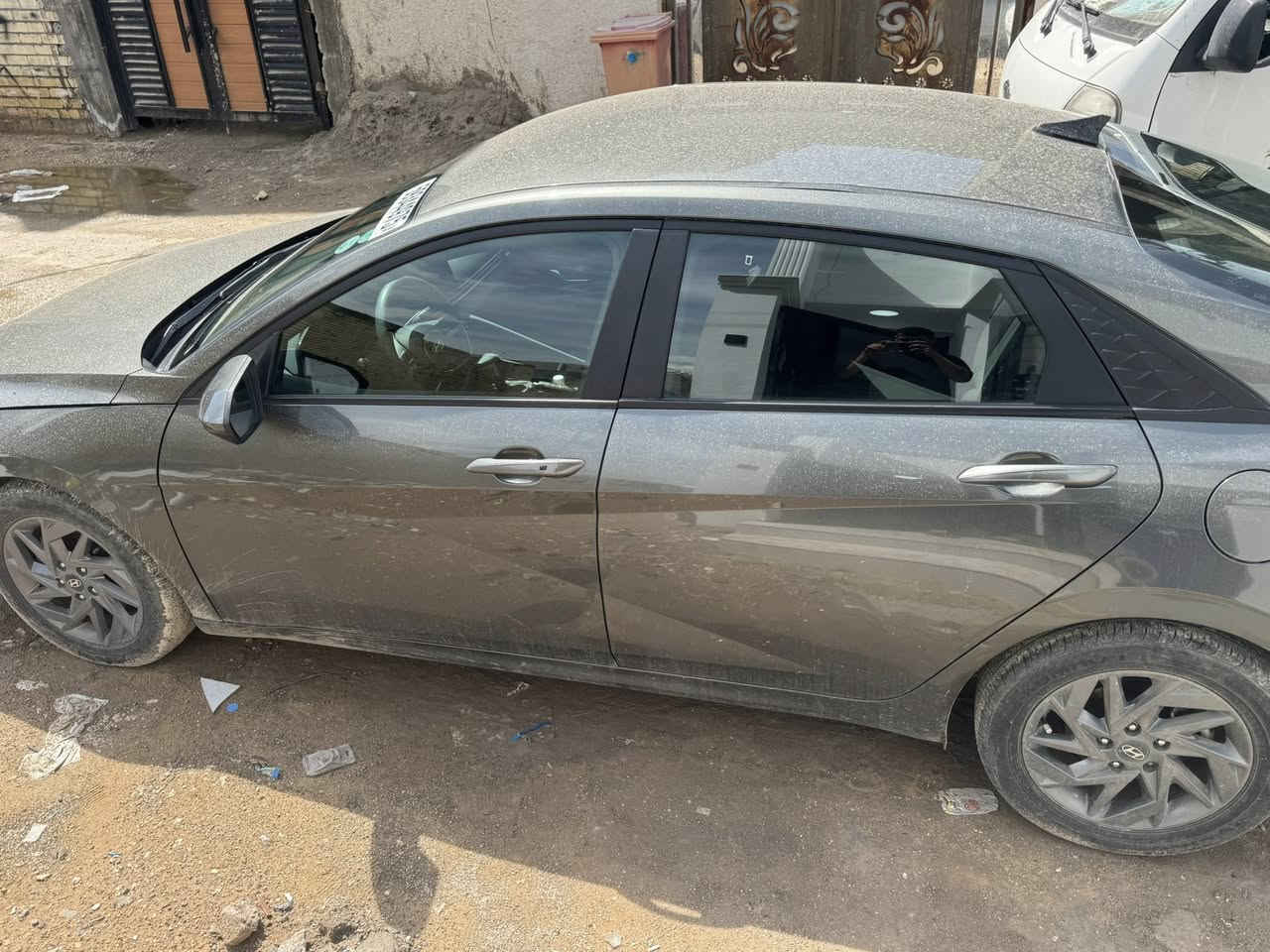 سلام عليكم النترا 2024
للبيع 
الموصفات 
شاشه متصل
رادار امامي وحساس خلفي 
نقطه عمياء 
تثبيت سرعه وتحديد مسار وتحكم ستيرن 
وبصمه تشغيل عن بعد 
لد داخلي متغير الوان 
السياره ماشيه 32 مكينه 2000دوش كشنات مخمل بلادي 
حادث فقط جاملغ بدون ايرباك بدون شاصي كله سليم مكفول اليسر مبدل ومصبوغ وبيها طخه خفيفه هنا صايره ورقم الشاصي ويه الصور دكه وشوف بعينك حادثها سياره مستخدمه فقط 3 اشهر تقريبا ونضيفه كلش السعر 163 وبيها مجال مكان بغداد الدوره


**إذا كنت صاحب هذا الإعلان وتريد حذفه لأي سبب، رجاءا أرسل رسالة إلى الدعم الفني**