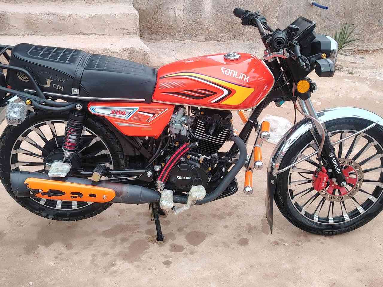 دراجه للبيع سولنك 2025 محرك 200 جاكوج ماشي 5000. / *********** تواصل خاص
