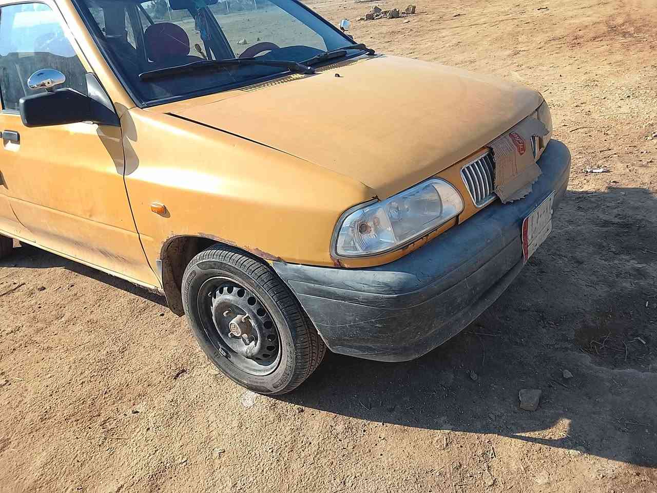 سلام عليكم  سايبه للبيع السعر 29 وبيها مجال اتصل *********** مكينه كير  هيه وغرامات مصفره رقم قادسيه  العنوان الديوانية
