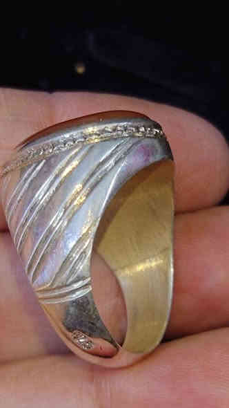 عقيق يماني طبيعي صياغة يدوي السعر 55الف العنوان بغداد زعفرانية فضه 925الهاتف *********** بغداد
