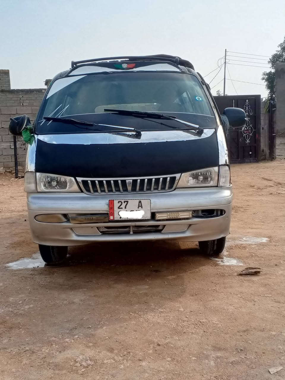 السلام عليكم كيه بريجو للبيع رقم ذي قار دولي مصفره هيئه وغرامات سنويه ل29 كفاله من الصبغ والضرب والمعجون كير ومحرك وحداديه تخم تاير دوشمه كهربائيات كله عشرط العنوان السماوه السعر 50 وبيه مجال الاتصال عرقم ***********
