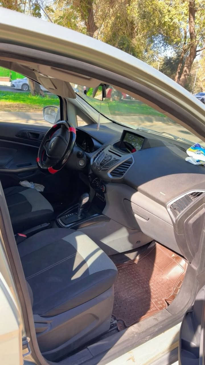 فورد ايكو سبورت موديل ٢٠١٦ وكالة خليجية لا يوجد فيها تبديل تبريد وتدفئة بلادية رقم سليمانيه سعرها ٨٠ وبيها مجال رقم صاحب السياره ***********
