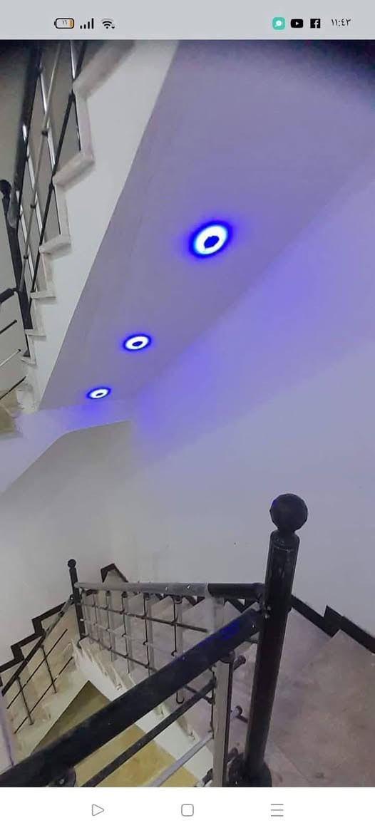 سلام عليكم دار للبيع 70متر الطالبيه قرب اداره واقتصاد فرع المخازن بناء 2023 للاستفسار ***********
