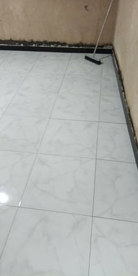 ورحمه الله وبركاته مقاوله مستعدون لترميم البيوت سيراميك ولبخ وبناء وصب...