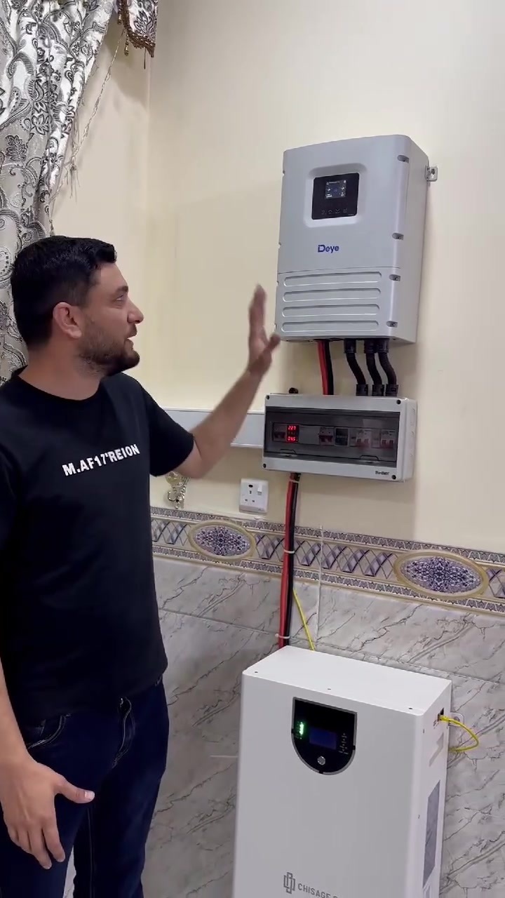 تم بحمد الله نصب منظومة طاقة شمسية من شركة الجبال للطاقة الشمسية 🌞
️ بعدك تعاني من انقطاع الكهرباء وحر الصيف؟
الحل صار بين إيديك… منظومة طاقة شمسية متكاملة تعطيك راحة واستقرار طول اليوم 🌞

✔️ إنتاج مستمر: 20 أمبير نهاري + 16 أمبير ليلي
✔️ بطارية شيساج سعة 16 كيلو واط – ضمان 5 سنوات (استبدال حقيقي) 🔋
✔️ انفيرتر Deye قدرة 6 كيلو واط – مقاوم للعوامل الجوية IP65 – ضمان 5 سنوات ⚙️
✔️ ألواح  Longi x10 قدرة  650 واط عدد 10 – ضمان 15 سنة 🔥

🔹 #كهرباء مستقرة بدون انقطاع
🔹 أداء قوي يتحمل كل الأحمال
🔹 #ضمان حقيقي يخليك مرتاح ومطمن

استثمر براحتك وخلي بيتك يشتغل بطاقة نظيفة واقتصادية 💯⚡️

#الجبال للطاقة الشمسية – ضمان واطمئنان 🌞

📍 مواقعنا:
الفرع الرئيسي: النجف الأشرف / ملحق الروان
📞 ***********

الفرع الثاني: بغداد - صلاح الدين
📞 ***********
📞 ***********

📍 موقع العمل الحالي: بغداد_حي الجهاد
