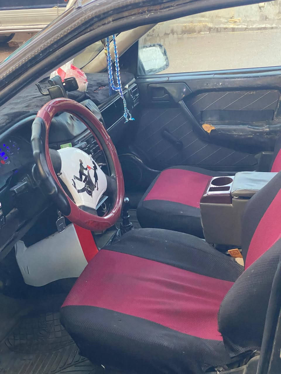 السلام وعليكم اوبل فكترا المحرك 2000
هزه جديده سنويه جديده

محرك اليوم شديتو كير شرط

دوشمه جديده لايت زينون

طخم تواير جديد

سستم سماعات + مضخم صوت

كهربائيات كلها شغاله

سياره ربع مايعوزها  سعرها 35 

***********
