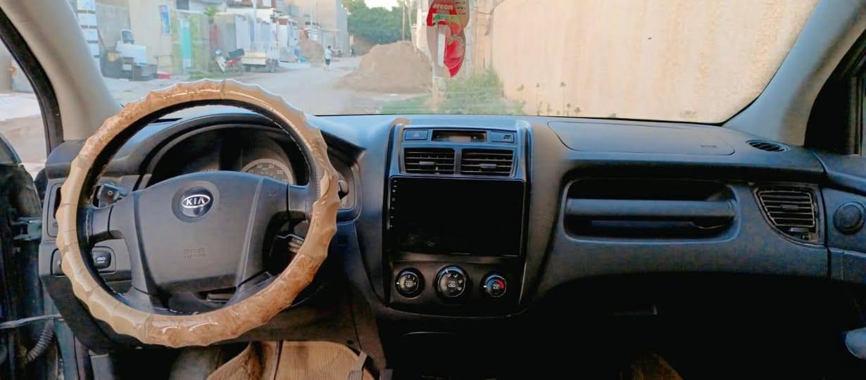 كيا سبورتج 2009
محرك ٦سلندر (2700)دوش
للمرواس او البيع 
السعر / ٩٥ 
وبيها مجال  
المكان/ قضاء بلد 
رقمي /***********
عزيز ابو انور ...
