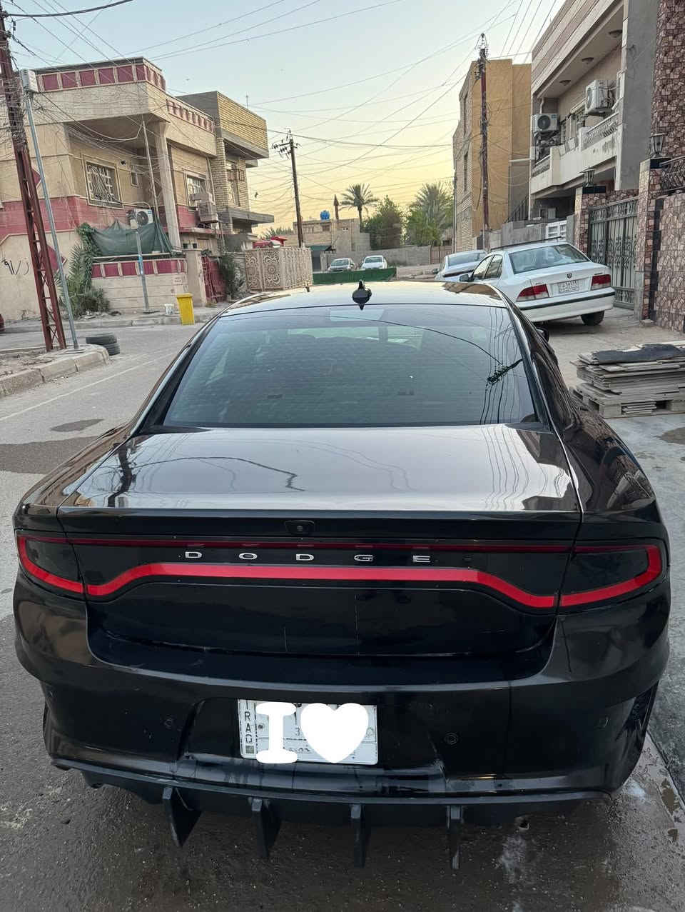 تشارجر للبيع او  مراوس / تاهو
مديل 2023 دخول بأسمي
مواصفات sxt 
كفالة من صبغ بجم كبس 
حادث موضح بالصور راجع بارد 
المكان / بغداد البياع 
السعر 250
الرقم ***********
