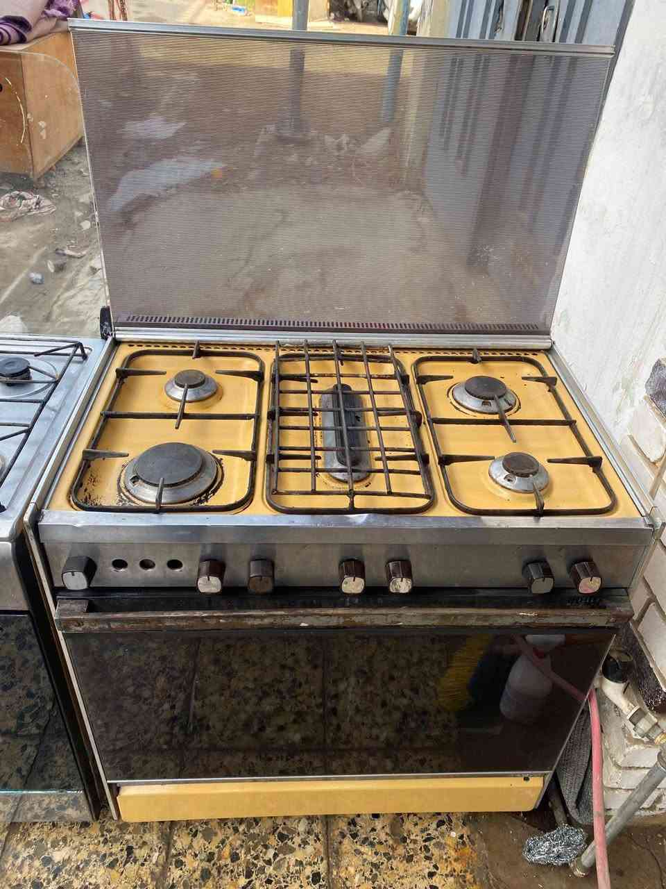 طباخ عشتار كله شغال
السعر 80 
بعقوبه شارع خريسان ***********
