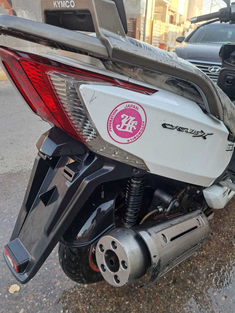 للبيع  كيمكو موديل ٢٠١١ مسجل سنويه لغاية ٢٠٢٨ باقي استلام لوحات .  كهربائيات  نظيفه تاير خلفي جديد وبطاريه جديده السعر  مليون و٢٠٠ وبي مجال للشراي   الرمادي التاميم  للاتصال واتساب وخط ***********
