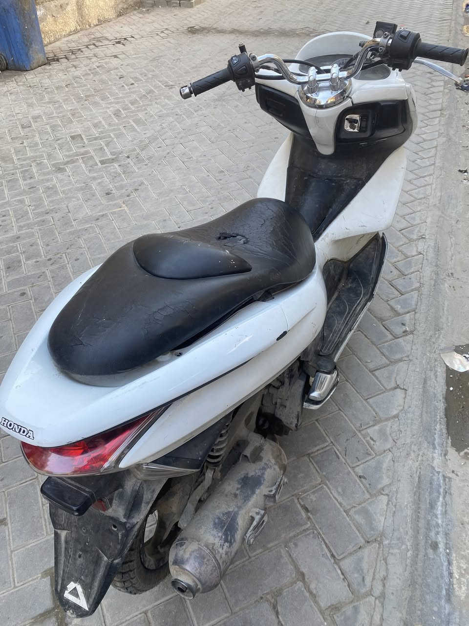 سلام عليكم pcxجيل الأول دراجه طافيه العطل المكينه  ولفشكه للأستفسار ***********
