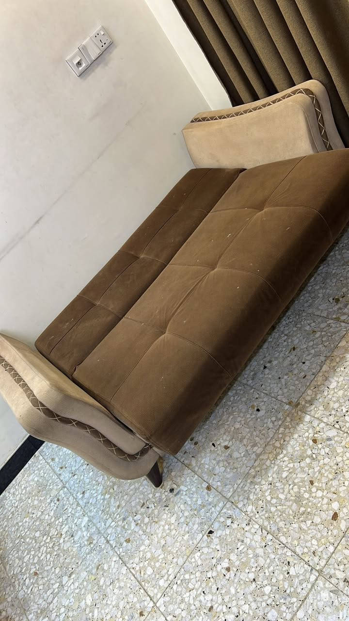 للبيع التخم للبيع سبع مقاعد يتحول سرير بس التخم الكبير بي عيب مكسور قليل من جوه السعر ١٥٠ المكان الشعب حي المصطفى


**إذا كنت صاحب هذا الإعلان وتريد حذفه لأي سبب، رجاءا أرسل رسالة إلى الدعم الفني**