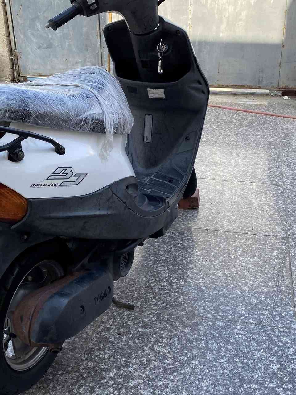 سلام عليكم دراجه بيجي حاويه كفاله عامه مامفتوحه توني نزلته حاويه قبل شهرين هيج دراجه نكره سلف كفرات اصلي شلعه معدل شك الكاع رايده 900@وبيه مجال لشراي ***********/
