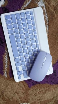 ملحقات إلكترونية • تفاصيل ناقصة