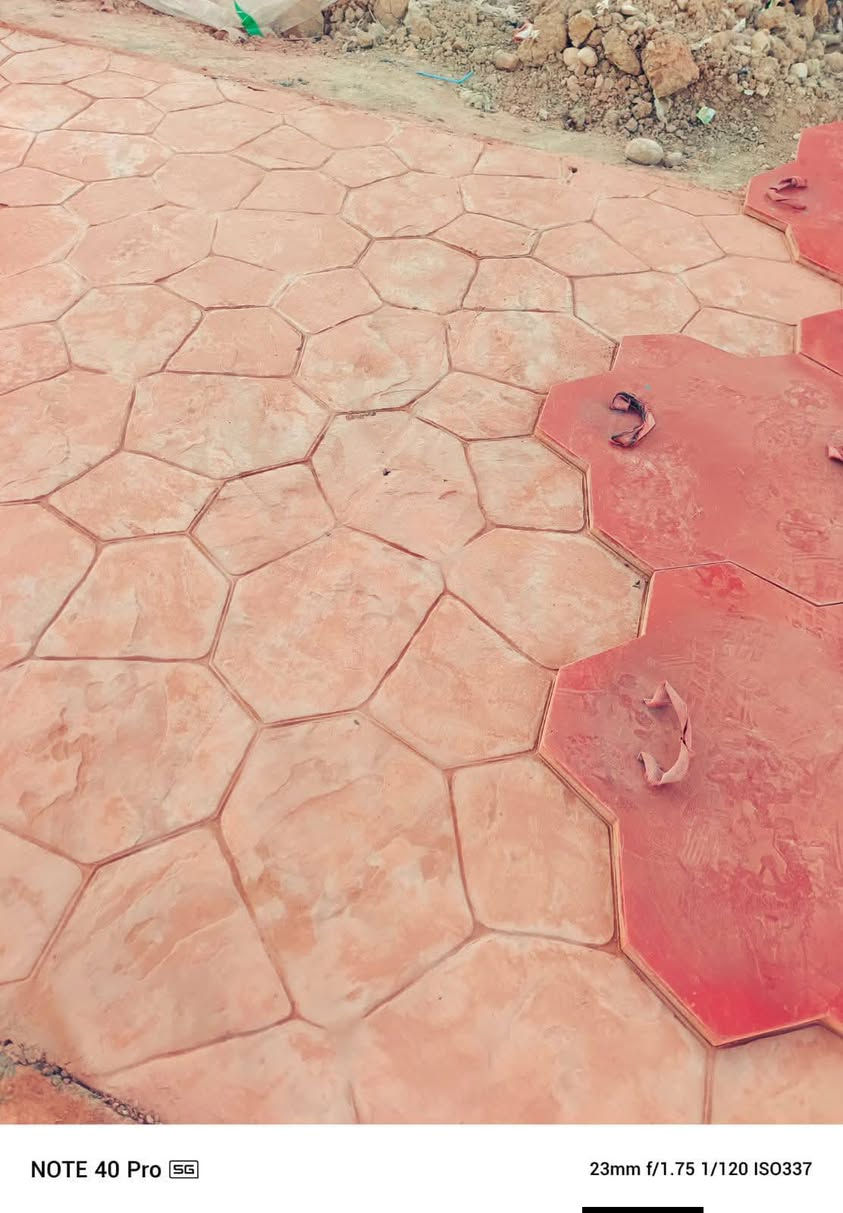 مستعدين صب وسقل بهلكوبترا
الخرسانة المطبوعة طبع 
عمل درجه اوله ارضيات جملونات شوارع ورفتات وساحات في جميع انحاء العراق 

الهاتف اتصل ‏‪***********‬‏
