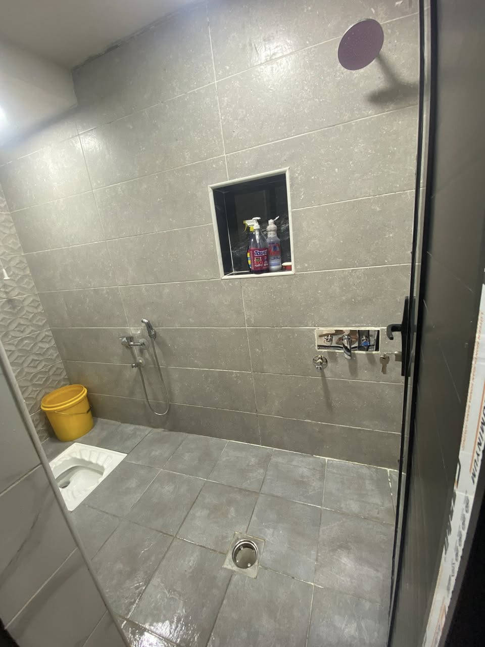 🏠يعلن مكتب ابو حسن للعقار في حي تونس 🏠
🏠توفر دار سكني طابو صرف 53 متر للبيع حديث زيرو في حي تونس🏠
🏠الدار طابقين ومدخلين وغرفتين نوم مع بيتونه كبيره مع الخدمات الصحيه 🏠
🏠للاستفسار الاتصال ع الرقم التالي🏠
📞***********📞حسن المحامي ⚖️
🏠مكتب ابو حسن للعقار 🏠
