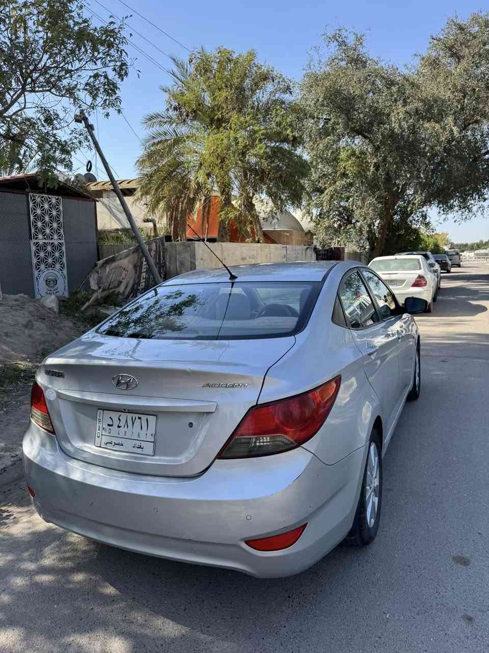 السلام عليكم رمضان مبارك على الجميع🤍
اخوان للبيع اكسنت 2012 خليجي 
السياره مكفوله كفاله عامه بدون صبغ
السياره كلش جديده وعليه ادامه كامله من تايرات وصدر وكير ومكينه مكفولات وممشتغل بيه اي كلوب السياره بيه نضام ايكو وكلش جديده السعر 97$ وبيه مجال *********** مكاني بغداد واتساب ايضاً متوفر 🤍
