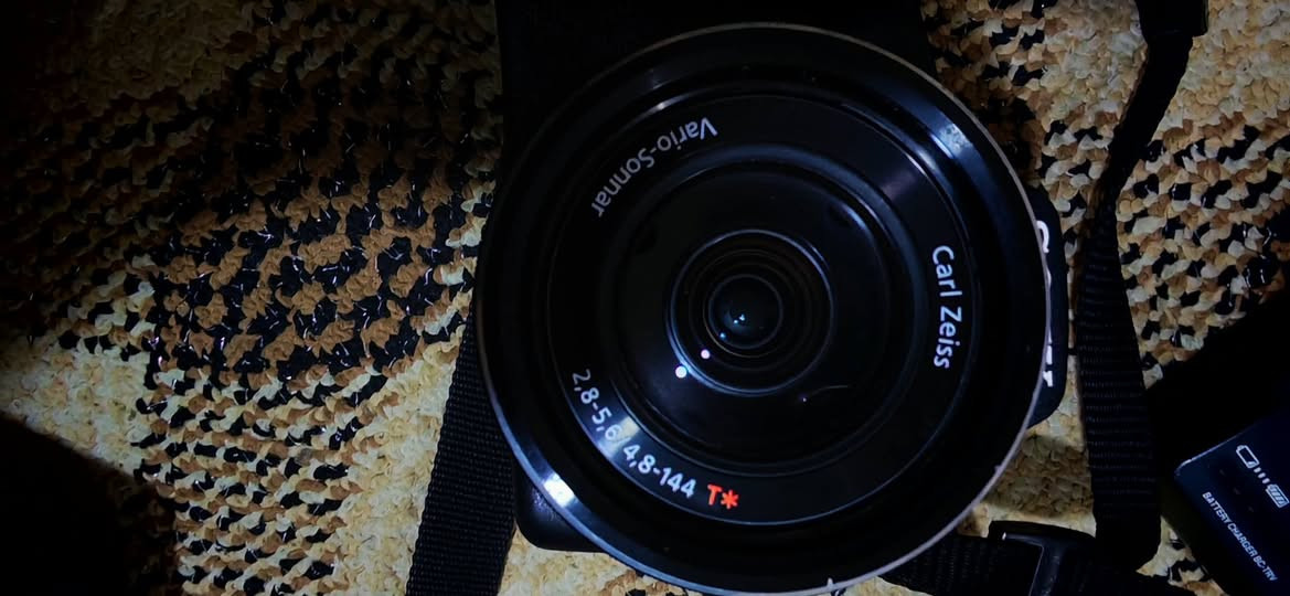 السلام عليكم كامرة سوني للبيع
مكان الدوانية واتساب ***********
