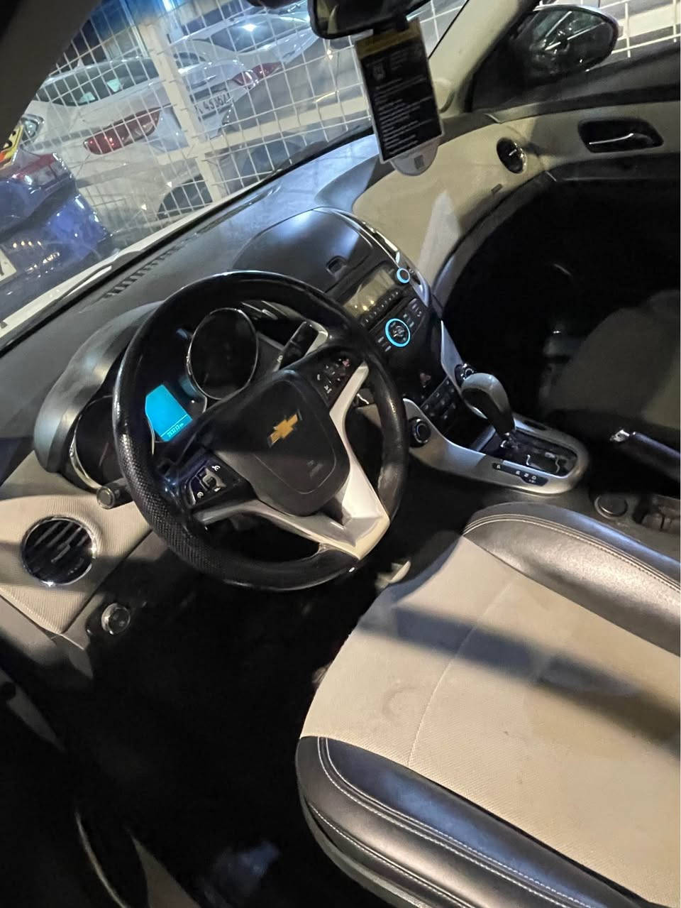 السلام عليكم اخوان
كروز 2016 
٣ قطع صبغ 
بدون ضربة او حادث 
بالاقساط بالاقساط 
مقدمة 55 $ ورقة 
بالشهر 300 $ دولار 
لجميع المحافظات بدون كفيل
العنوان اربيل 
بس جيب موحدة و بطاقة سكن استنساخ
و المقدمة و كبل اصعد السيارة واخذها 
و وكالة نفس اليوم 
للتواصل ع الواتساب 
*********** أربيل, العراق
