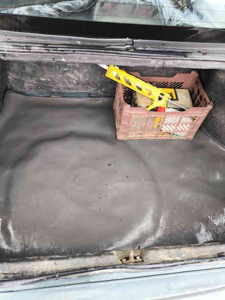 السلام عليكم 
كيا سيفيا للبيع موديل 94 سنويه ل 29 مكفولة عام مصبوغة عام إجمالية رقم انكليزي تحويل ثاني يوم سيارة نضيفة لجناية ،،رقم الهاتف *********** والشراي يدلل
