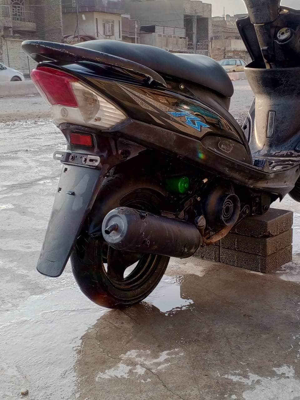 ماكس عدلة دراجة نضيفة وكلهة بلادي وشغالة دراجة مال جناي علة يدي نكرة سلف كل وقت وكلهة شغالة وبلادية كفرات ومكينة دراجة خير من الله سعر ٦٠٠ مكان مدينة الصدر *********** بغداد, العراق
