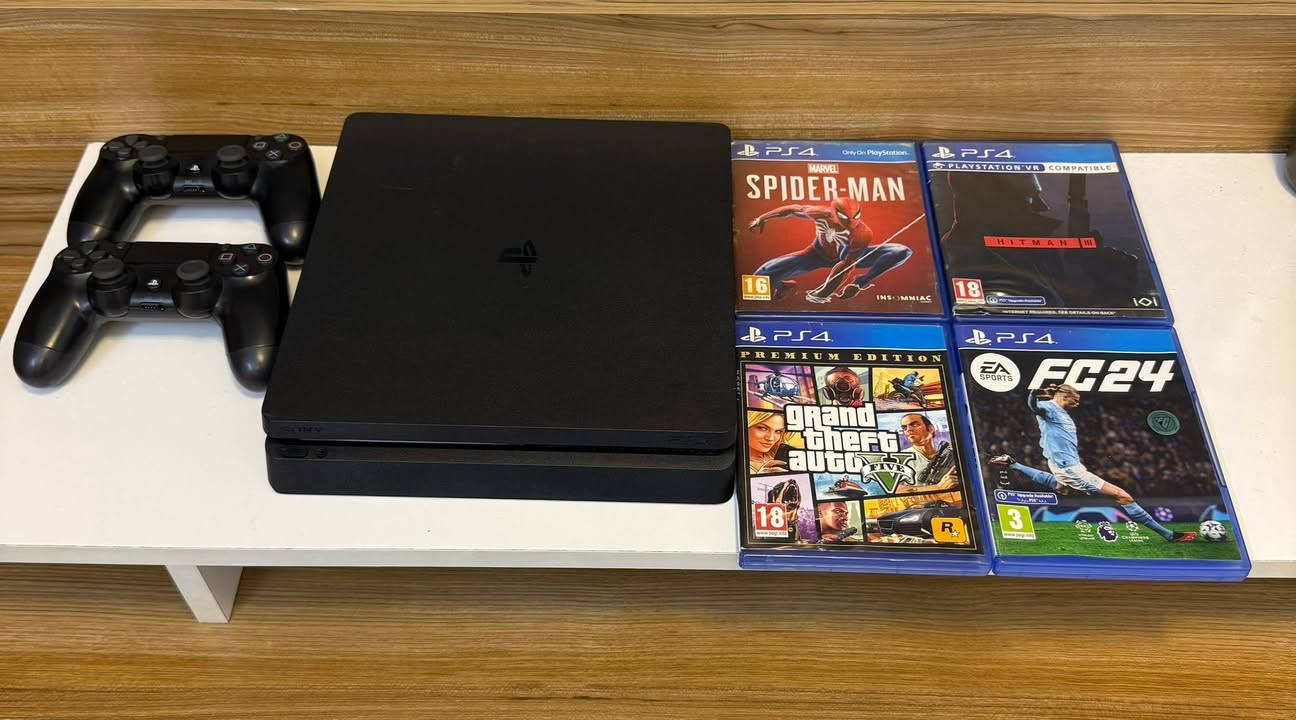 🎮 PS4 Slim للبيع

مع 4 ألعاب 🔥

السعر: 250 ألف فقط

الجهاز نظيف وجاهز للتجربة، والجاد يراسلني على الخاص


**إذا كنت صاحب هذا الإعلان وتريد حذفه لأي سبب، رجاءا أرسل رسالة إلى الدعم الفني**