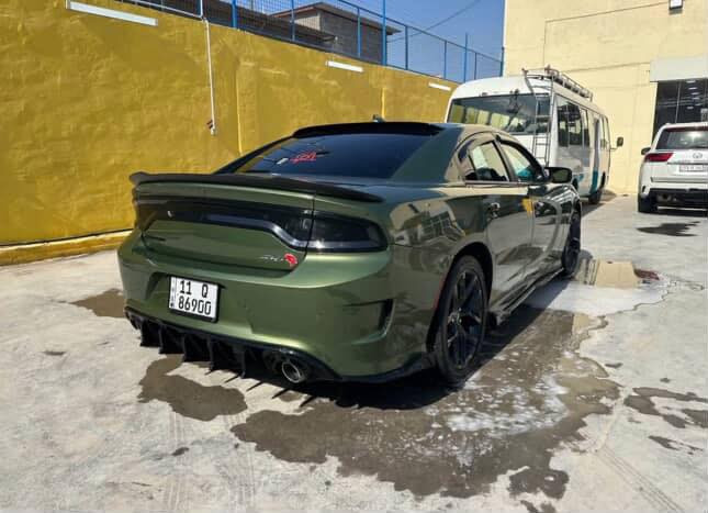 السلام عليكم للبيع سيارة جارجر ار تي لون زيتوني مميز ودواخل برتقالي جلد موديل 2022 ماشيه 16 الف ميل قابله للزياده فقط السيارة جديدة ب معنى الكلمة مواصفات الارتي SUPER TRACKPACK السيارة بلادية بدون اي تزويد السيارة عليها تعديلات داخل و خارج رقم بغداد مميز بأسمي السيارة حادثها قطعتين فقط و سونارها موجود بونيد وجاملغ  والسعر 215
0787 773 5131
