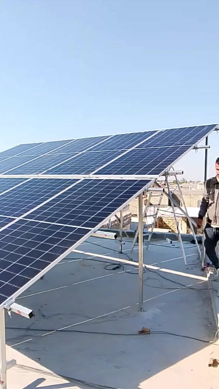 سلام عليكم اخوان اني حداد طاقة شمسية واختصاص بيها واكثر عملي بلنجف واي واحد عنده عمل طاقه بيه خير ويدلل وهاذه رقمي *********** او مراسلت الصفحه خاف يطلع الجهاز مغلق مرات وبيكم خير وتدللون اخوان اني كامل عدتي كلشي عندي بس اتصل وتدلل
