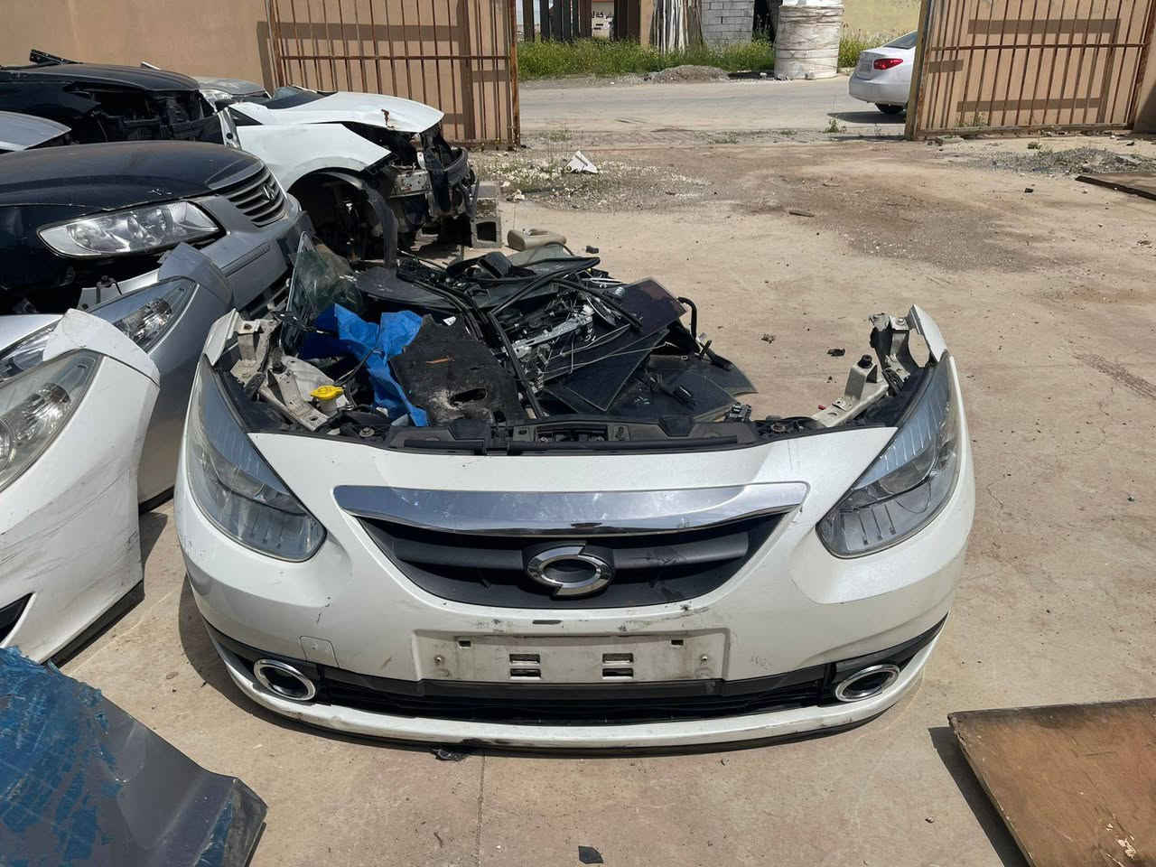 قطع غيار رينو سافران فلونس كصة حاوية توصيل كافة محافظات ***********
