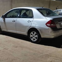 نيسان فيرسا ٢٠٠٨ بيها بدايه كازكيت    سعره ٥٠ وبيها مجال بعد الشوف اتص...