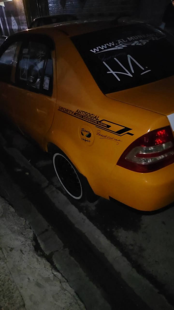 للبيع. سي كي ٢٠٠١٠  باب. واحد. تجاري. سياره. بلدي  هيه. غرمات. صفر  سياره. جهازه. سعر سياره ٤٠ وبيه. مجال ***********❤️
