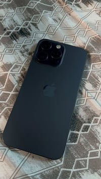 ايفون 15 pro max نظافه فول : بطاريه 89 الذاكره 256 : نموذج M : السعر م...