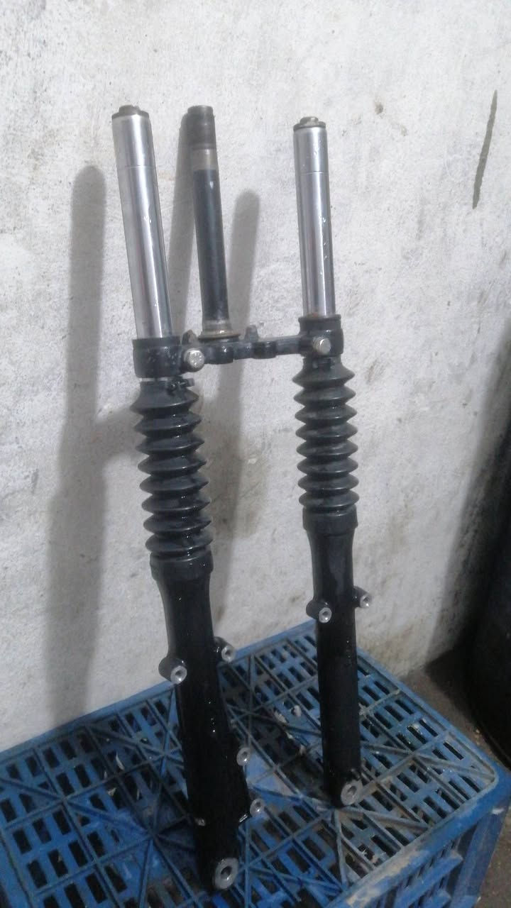 صدر بوكسر موديل 2023 اصلی تفصیخ للبیع شغال فول العنوان میسان العماره رقم الهاتف=***********
(المو شراي لا یتعبني رچاََ) 🙏🏿.
