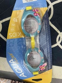 نظارات سباحة • جديدة
