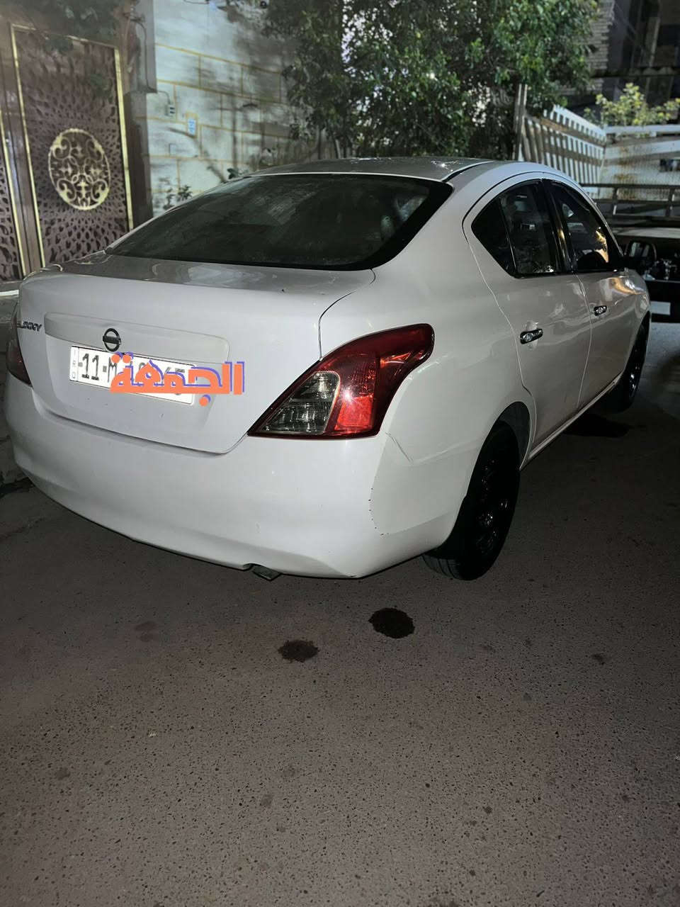 السلام عليكم
سني نيسان هندي ابليته الزركه موديل 2013 خليجي 
الرقم بغداد 
مصبوغه حزام 
تبريد ثلج 
كمله السياره 
تخم تأير 
منظومه تبريد جديده 
صدر جديد خلفي امامي
سياره عله اخر حبايه 
ضربه جاملغ 
مكالف النشر هذا رقم الشخص ***********
السعر 77بيها مجال قليل
