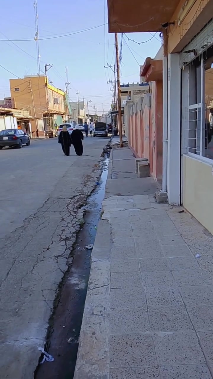 السلام عليكم بيت للبيع في رشيديه قطاع خامس قريب على شارع الروضه ثاني فرع شارع الروضه بيت طابقين فول مساحة 92متر سعر 87وبي مجال هذا رقم الهاتف او وتساب بي الكورك ***********////0779043802

