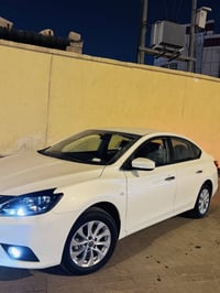 ورحمة الله للبيع نيسان سنترا 2025 صيني السياره كفالةعامة ماشية 4 الف ا...